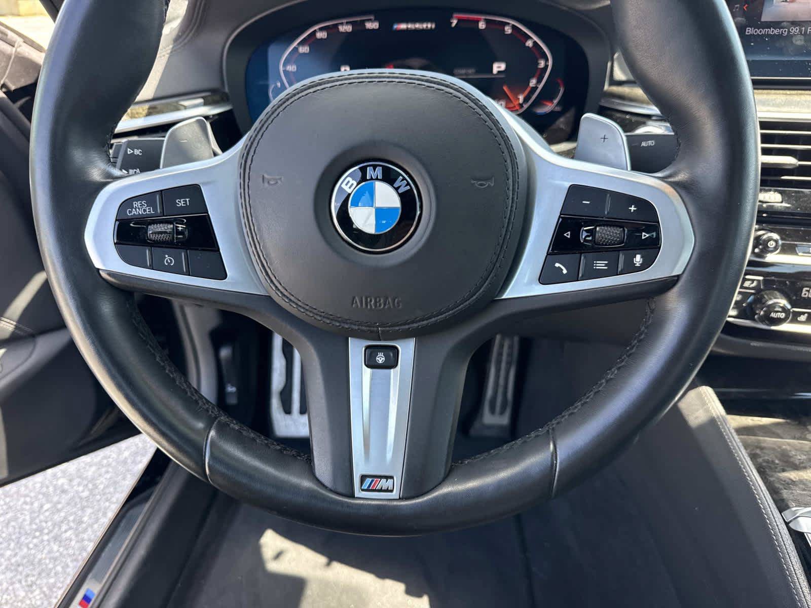 Used 2020 BMW M550i xDrive w/ Dynamic Handling Package AWD/4WD image 18