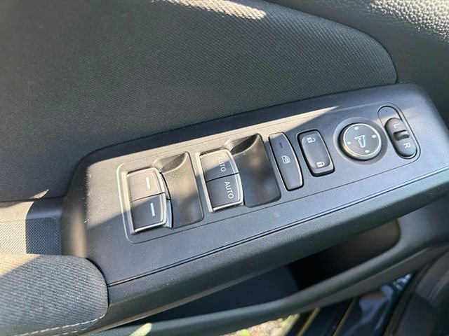 Used 2025 Honda Civic LX image 9
