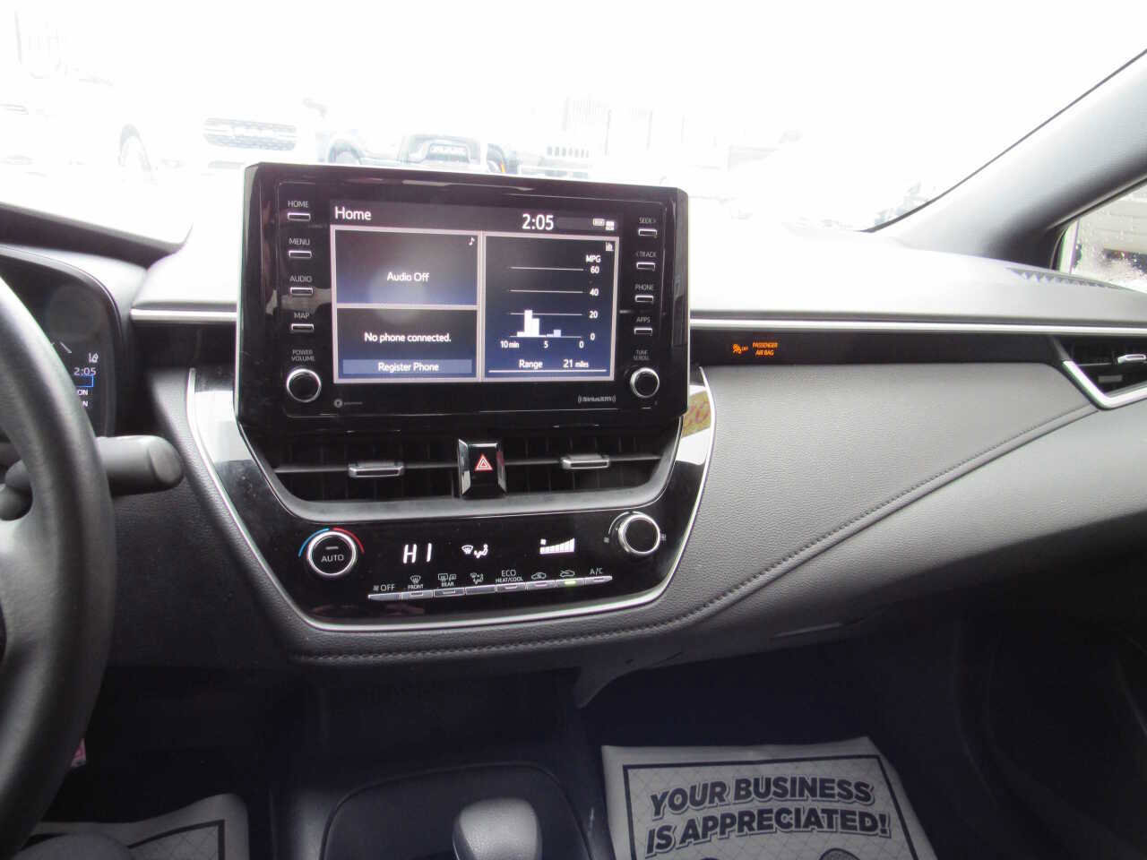 Used 2021 Toyota Corolla SE w/ Carpet Mat Package (TMS) FWD image 18