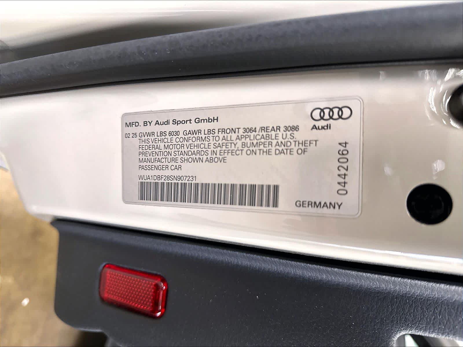 Used 2025 Audi RS 6 performance w/ Matte Carbon Package AWD/4WD image 35