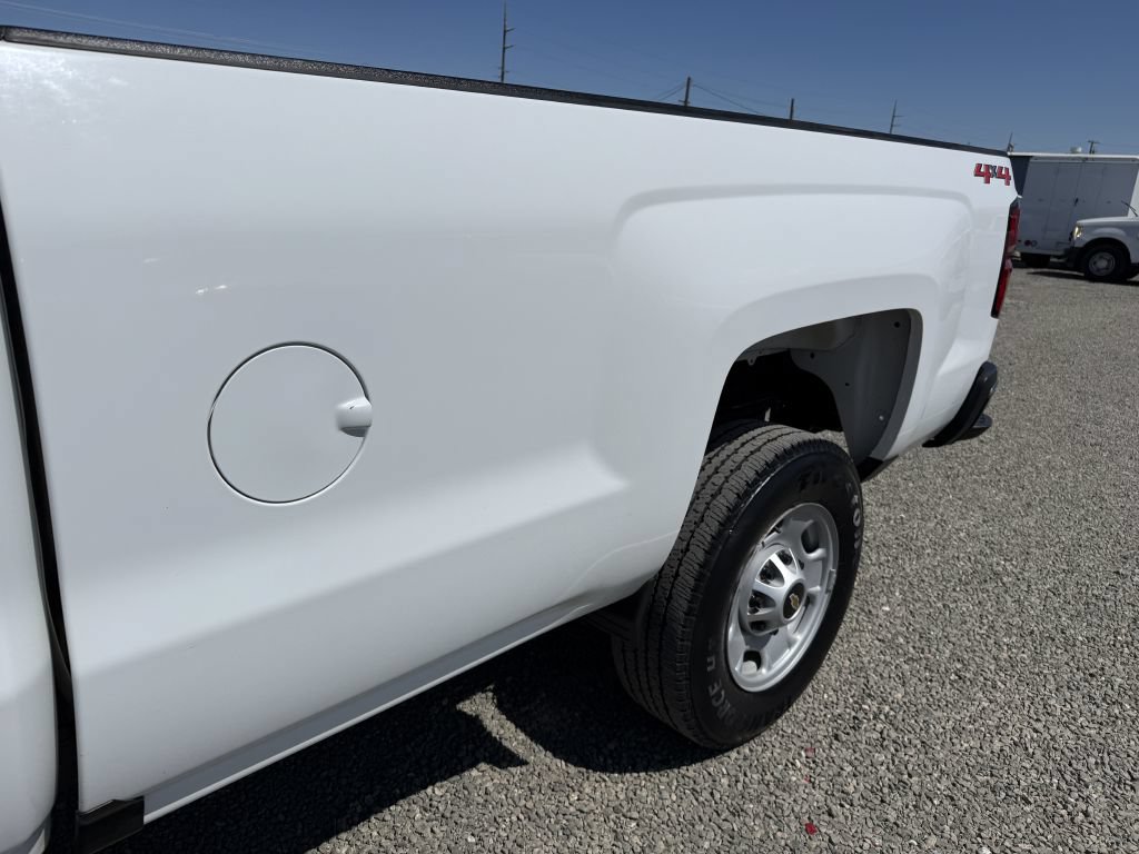 Used 2018 Chevrolet Silverado 2500 W/T AWD/4WD image 9