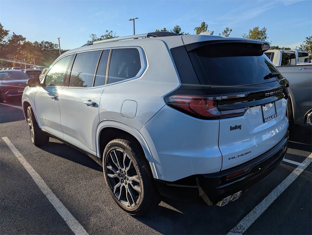 New 2026 GMC Acadia Denali Ultimate w/ LPO, All-Weather Package image 6