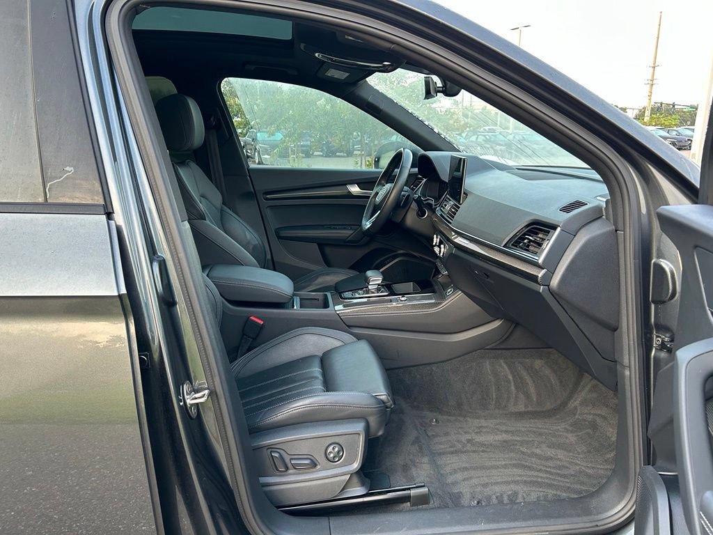 Used 2021 Audi SQ5 Premium Plus w/ Premium Plus Package AWD/4WD image 40
