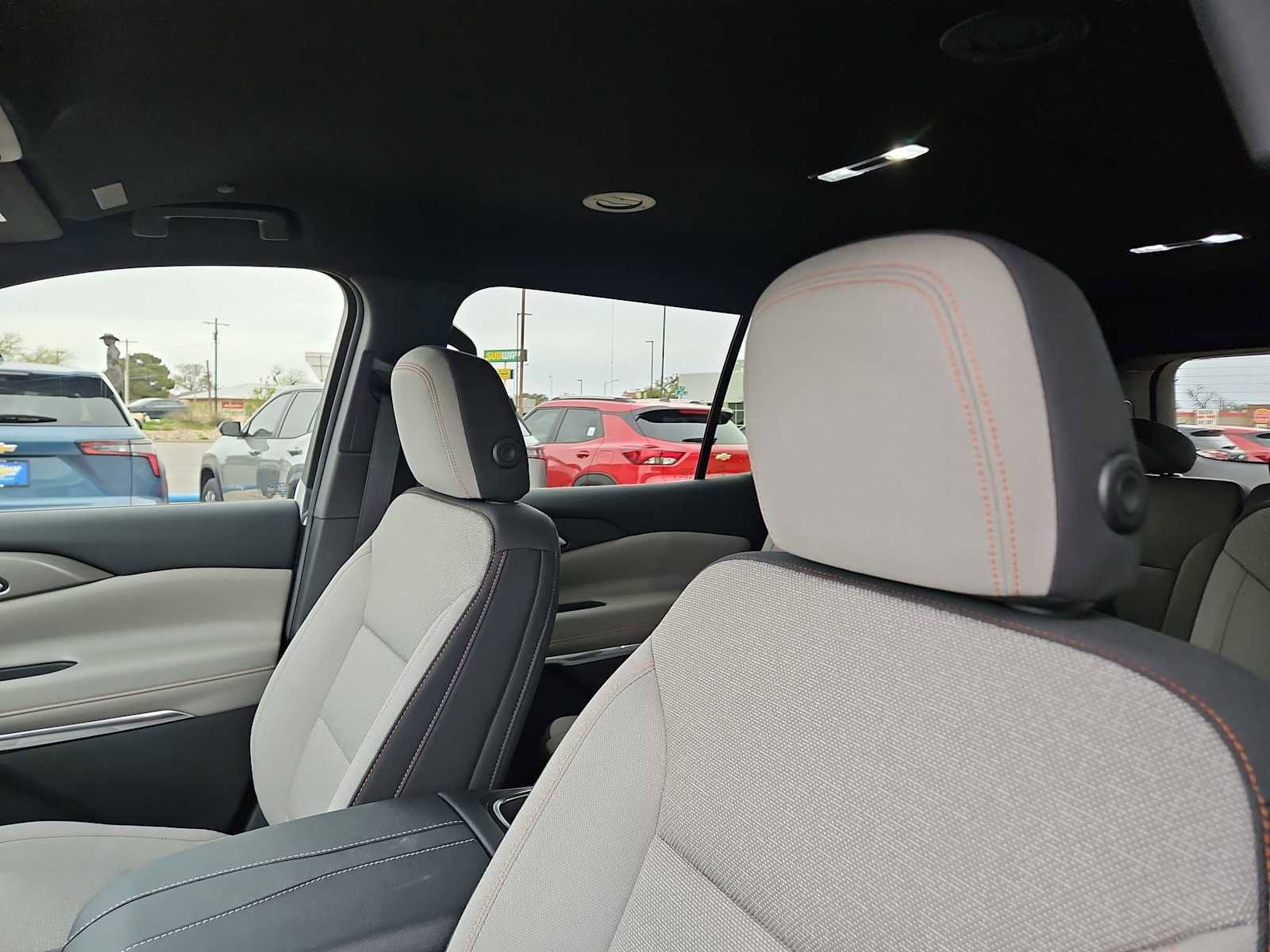 New 2026 Chevrolet Traverse LT w/ Driver Confidence Package image 15