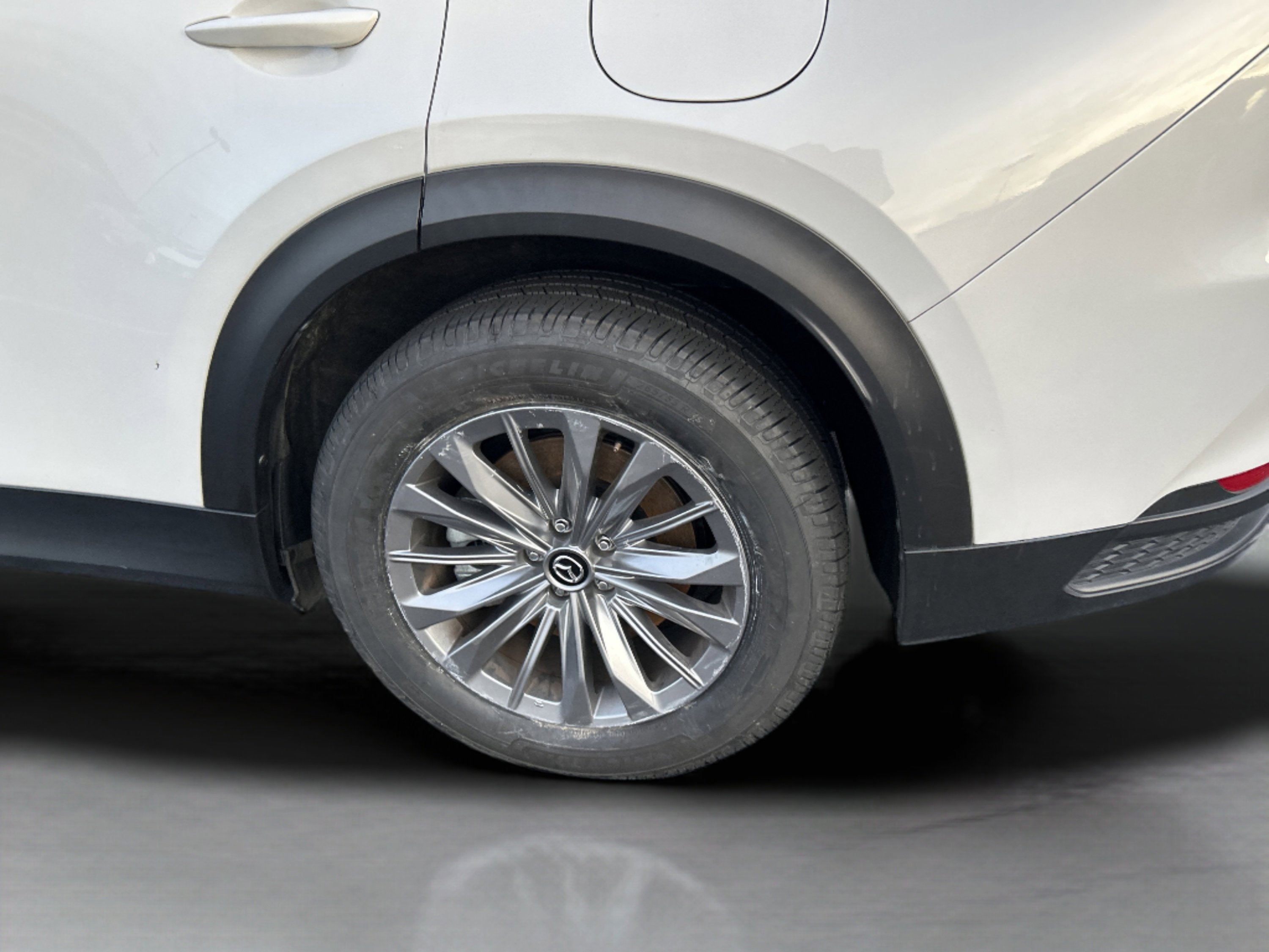 Used 2024 MAZDA CX-90 3.3 Turbo w/ Preferred Plus image 10