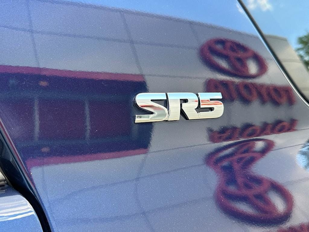 Certified 2023 Toyota 4Runner SR5 Premium w/ Moonroof Package AWD/4WD image 11