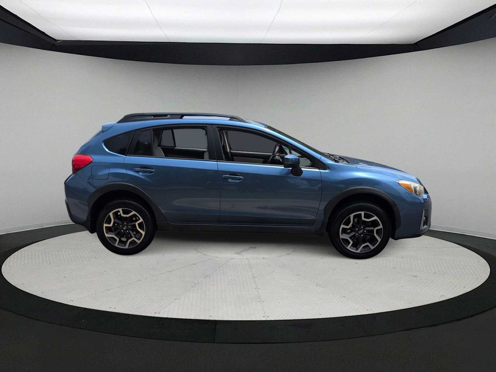 Used 2016 Subaru Crosstrek 2.0i Premium AWD/4WD image 9