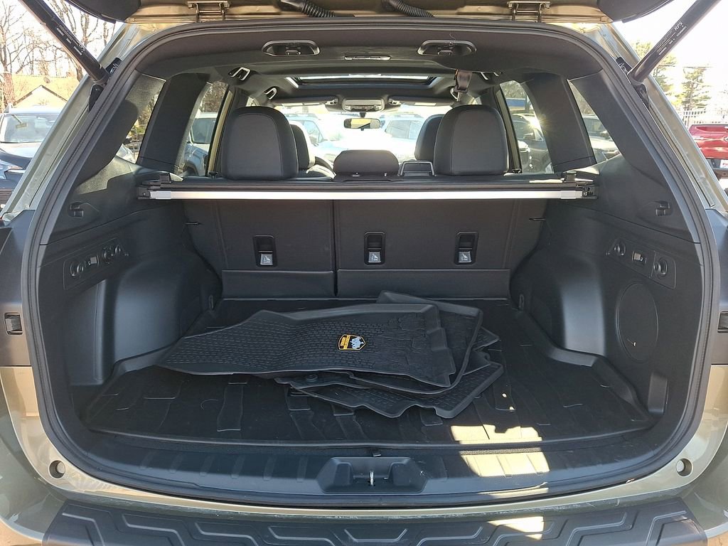 Used 2025 Subaru Forester Wilderness image 28