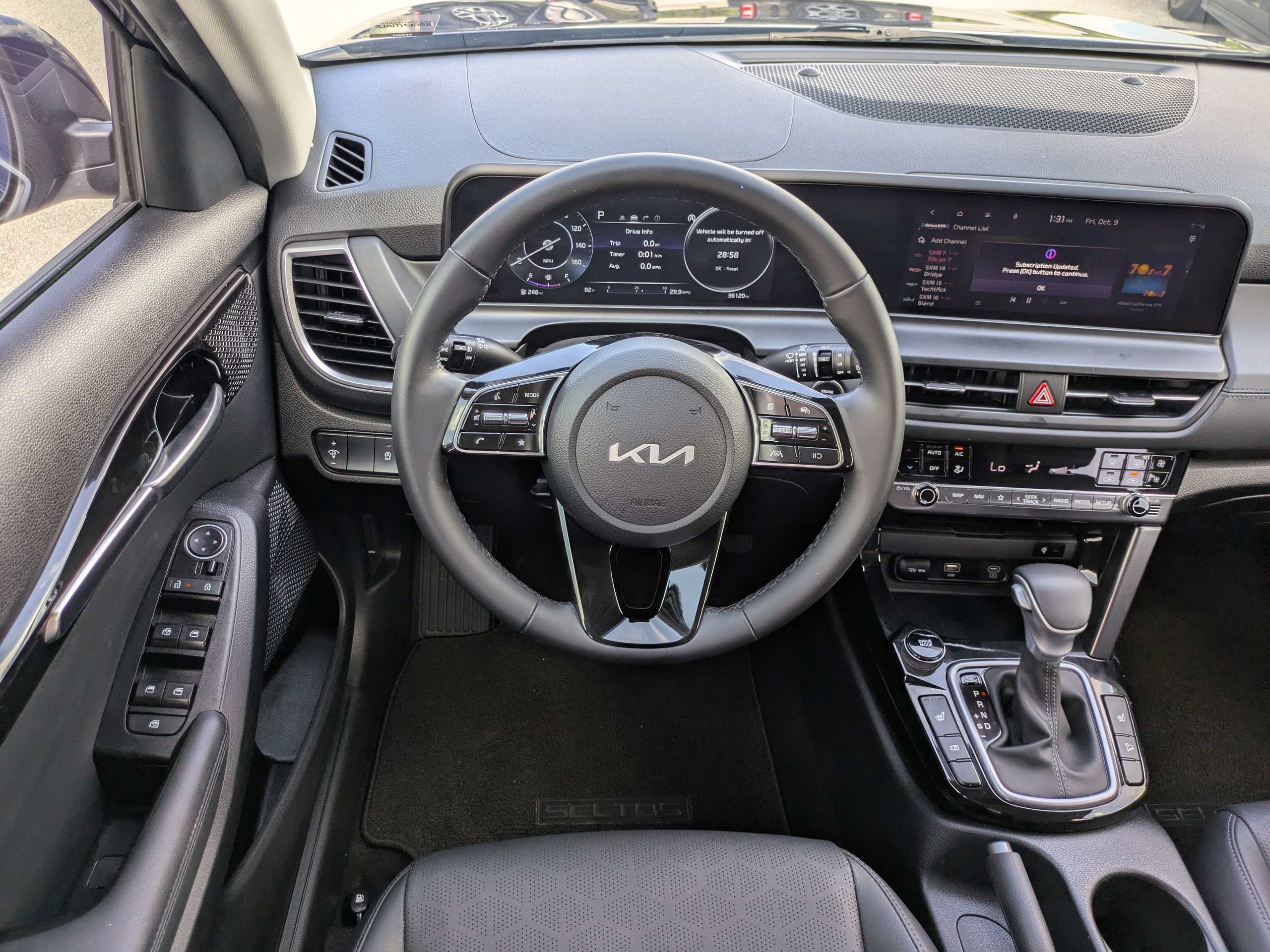 Certified 2024 Kia Seltos EX FWD image 15