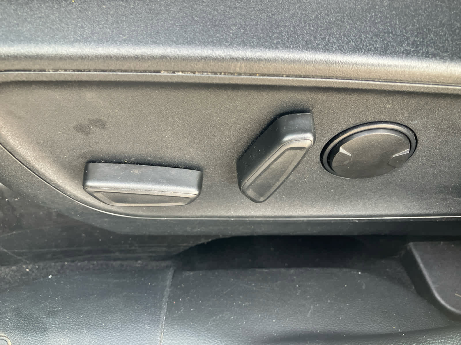 Used 2024 Ford Escape ST-Line w/ Cold Weather Package image 11