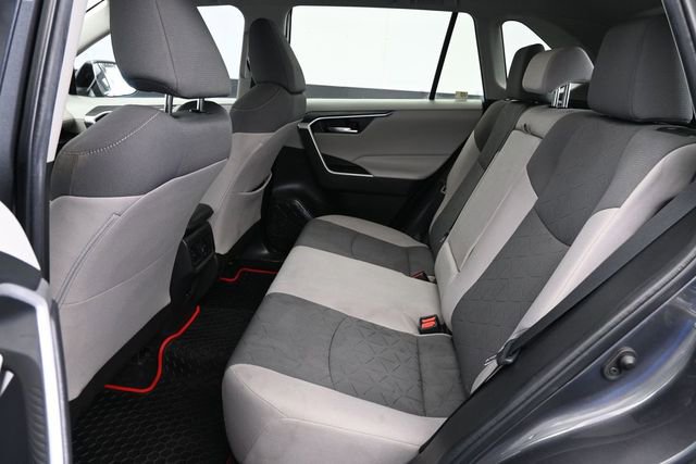 Used 2022 Toyota RAV4 XLE AWD/4WD image 28
