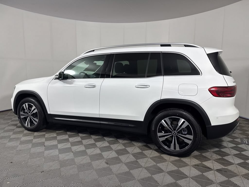 New 2026 Mercedes-Benz GLB 250 4MATIC image 3
