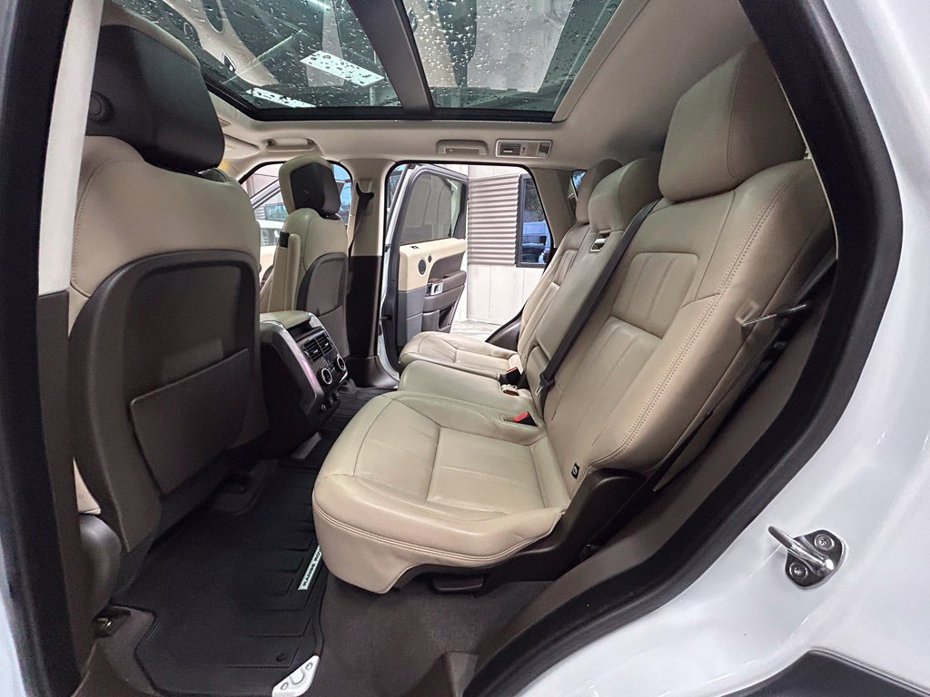 Used 2020 Land Rover Range Rover Sport HSE AWD/4WD image 53