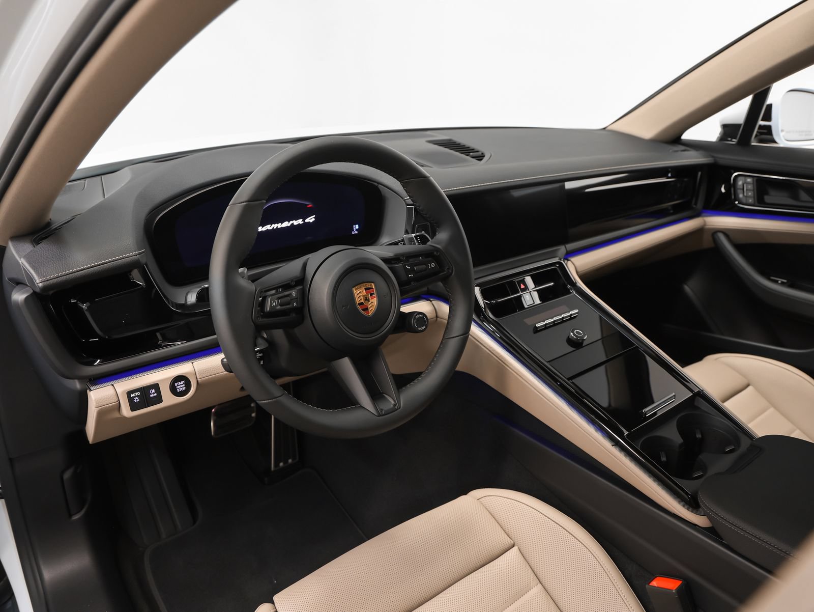 Certified 2026 Porsche Panamera 4 AWD/4WD image 4