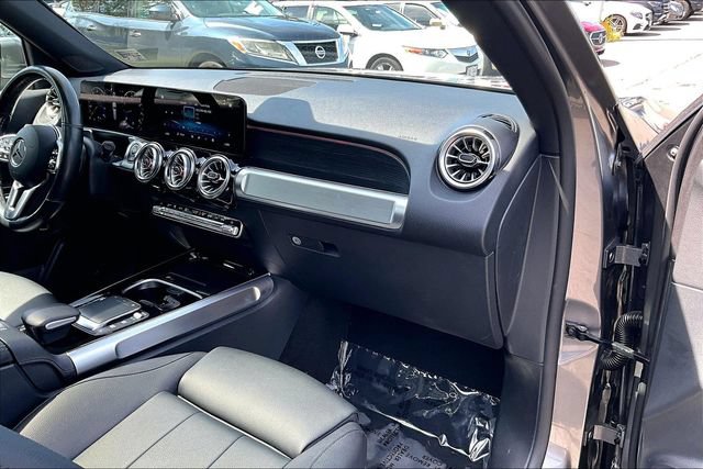 Certified 2023 Mercedes-Benz GLB 250 4MATIC image 15