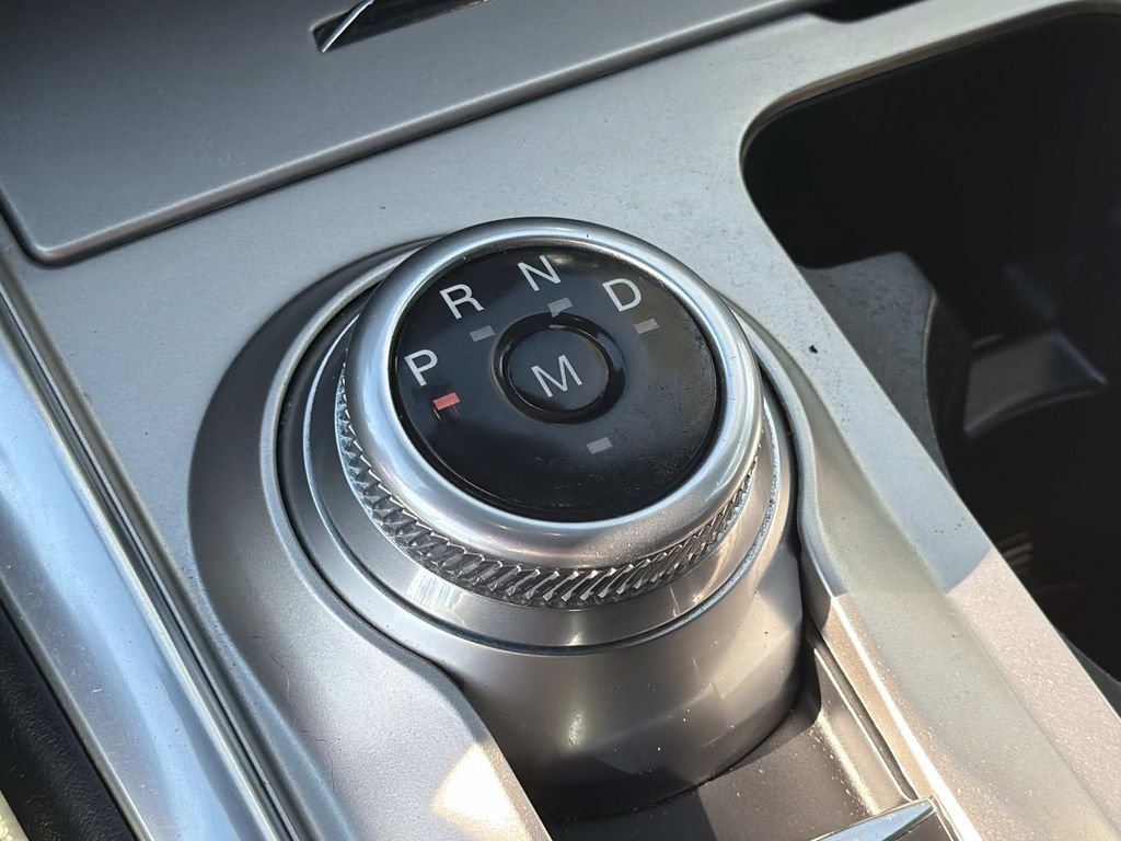 Certified 2020 Ford Explorer XLT image 12