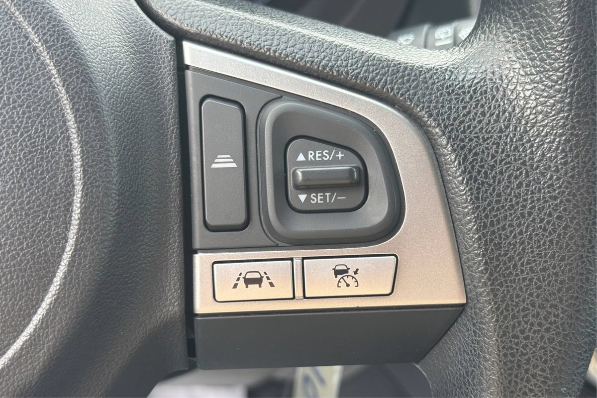 Used 2018 Subaru Forester 2.5i Premium AWD/4WD image 34