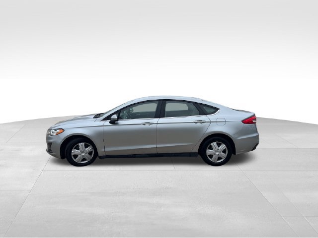 Used 2020 Ford Fusion S FWD image 3