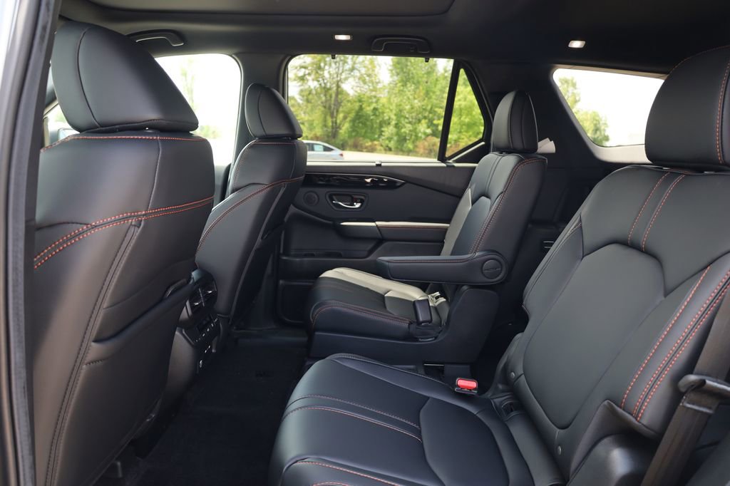 New 2025 Honda Pilot TrailSport image 29