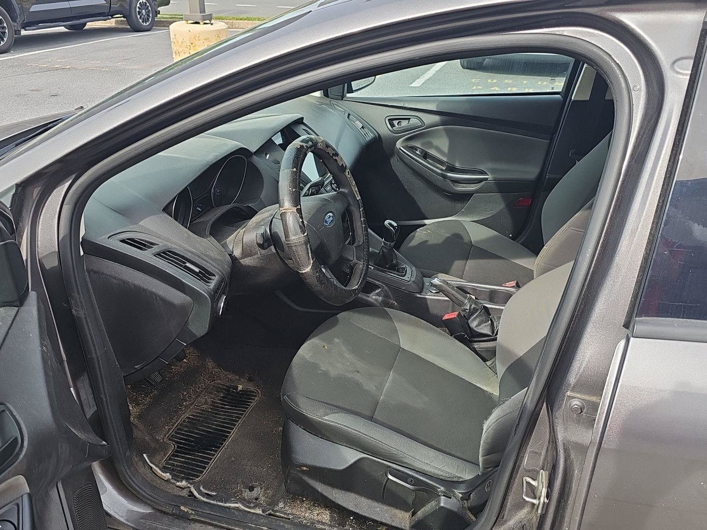 Used 2014 Ford Focus S FWD image 15