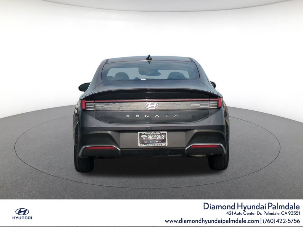 Used 2025 Hyundai Sonata SE FWD image 6