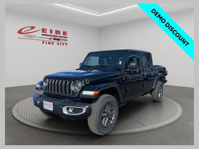 New 2026 Jeep Gladiator Sport