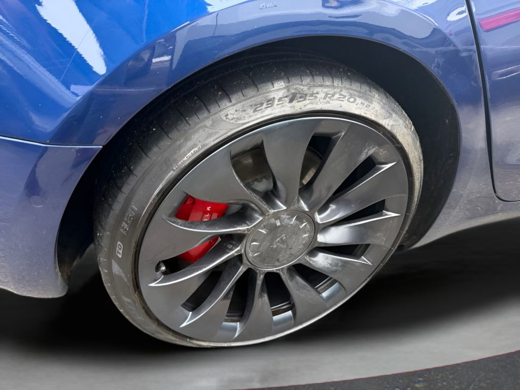 Used 2022 Tesla Model 3 Performance image 12