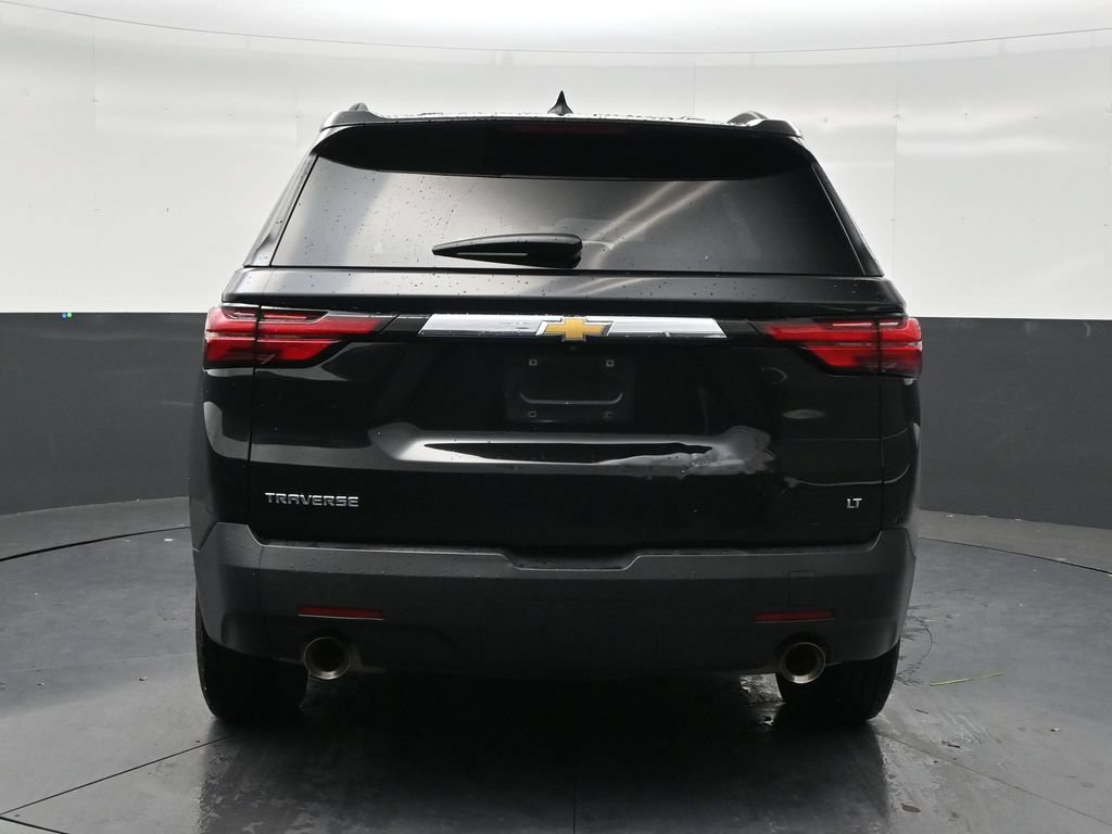 Used 2023 Chevrolet Traverse LT FWD image 4