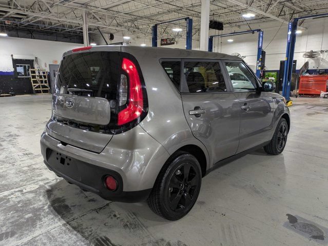 Used 2018 Kia Soul w/ Option Group 020 FWD image 3