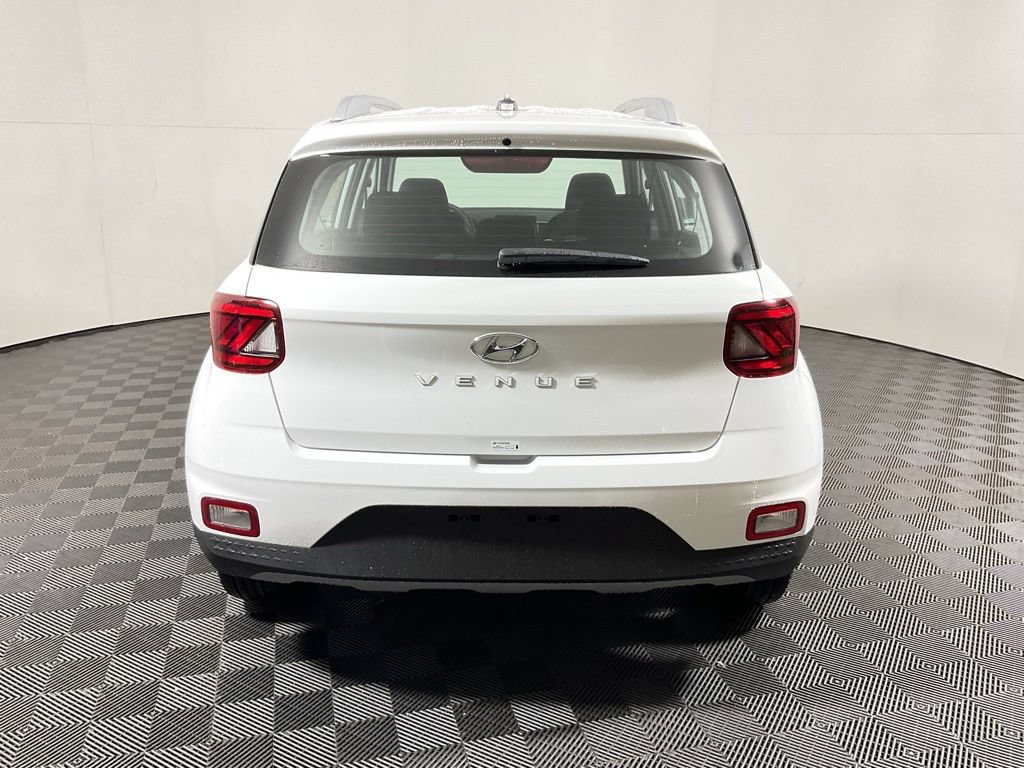 New 2026 Hyundai Venue SEL FWD image 14