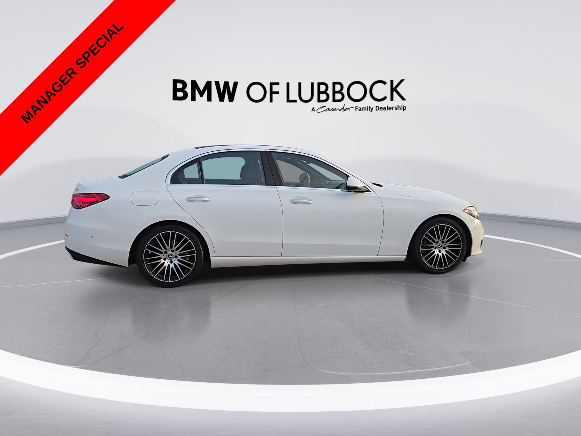 Used 2024 Mercedes-Benz C 300 4MATIC Sedan image 9