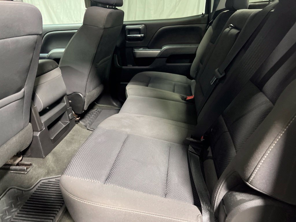 Used 2018 Chevrolet Silverado 1500 LT w/ All Star Edition AWD/4WD image 17