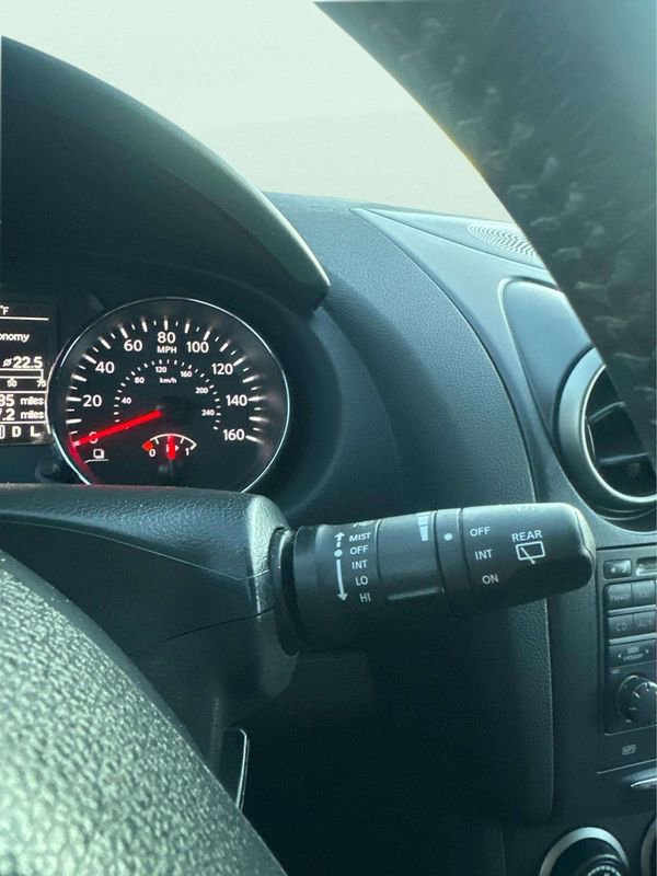 Used 2013 Nissan Rogue SL image 28