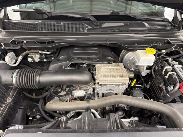 Used 2023 RAM 1500 Laramie AWD/4WD image 33
