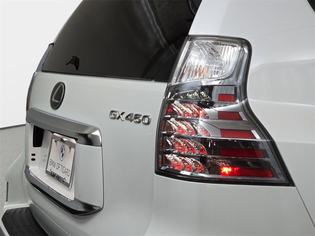 Used 2020 Lexus GX 460 Premium w/ Premium Package image 31