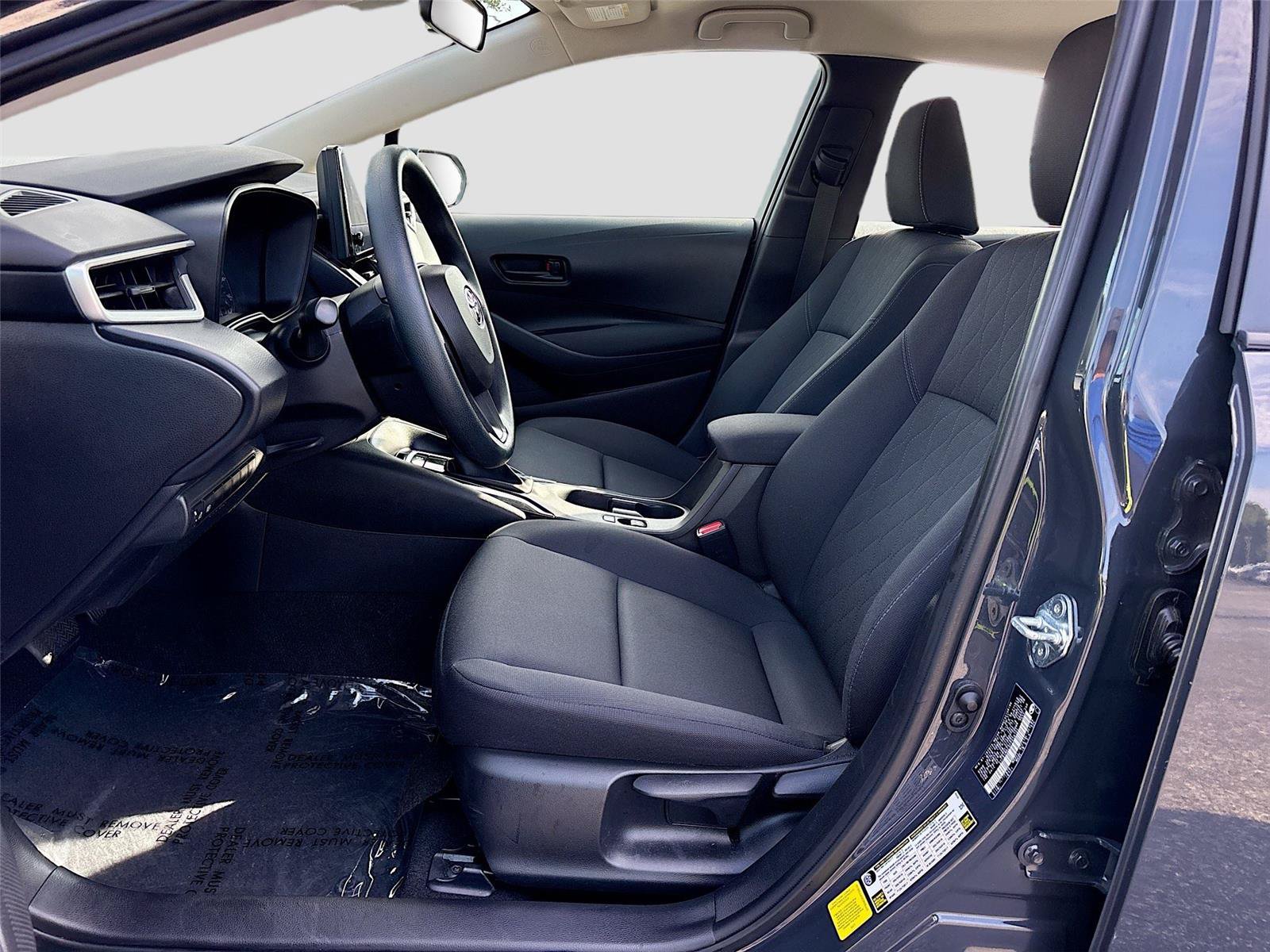 Used 2023 Toyota Corolla LE FWD image 23