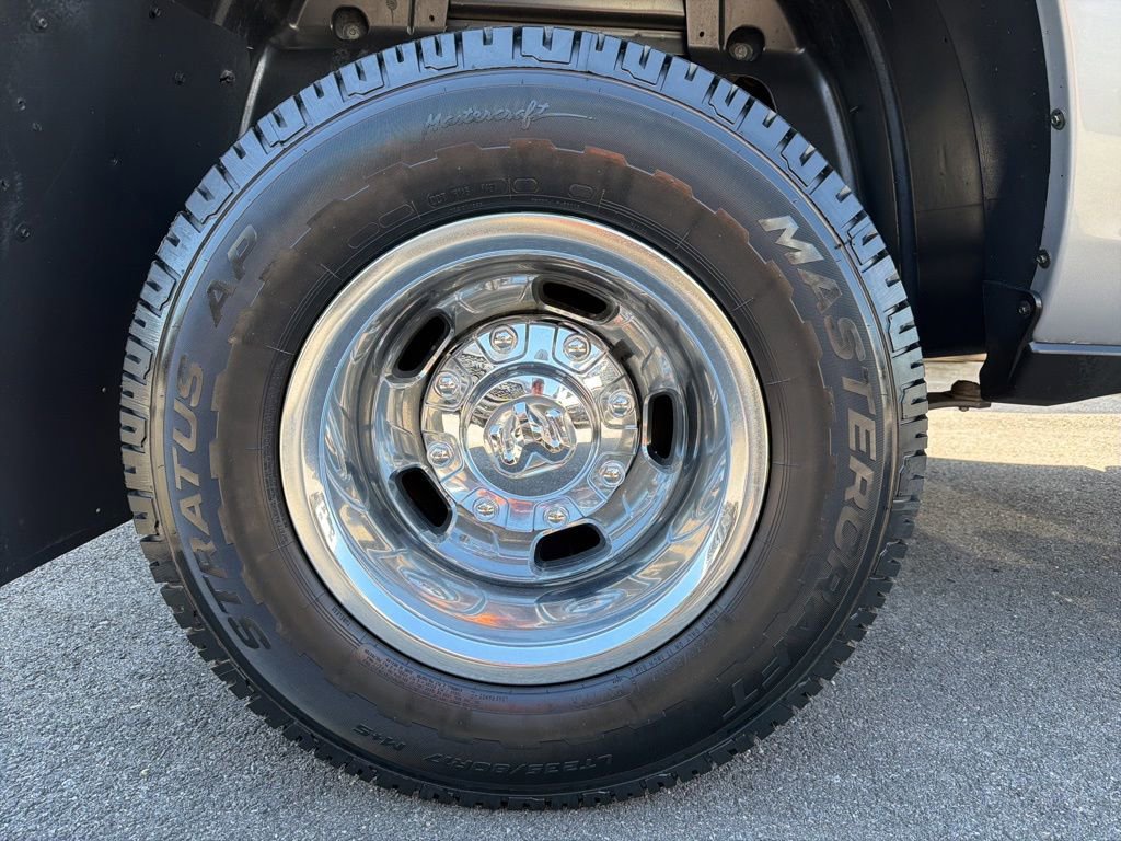 Used 2022 RAM 3500 Tradesman AWD/4WD image 12