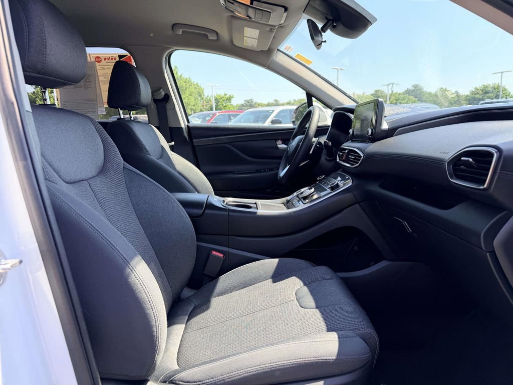 Used 2022 Hyundai Santa Fe SEL FWD image 19