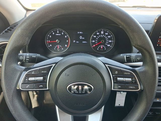 Used 2020 Kia Forte LXS FWD image 12