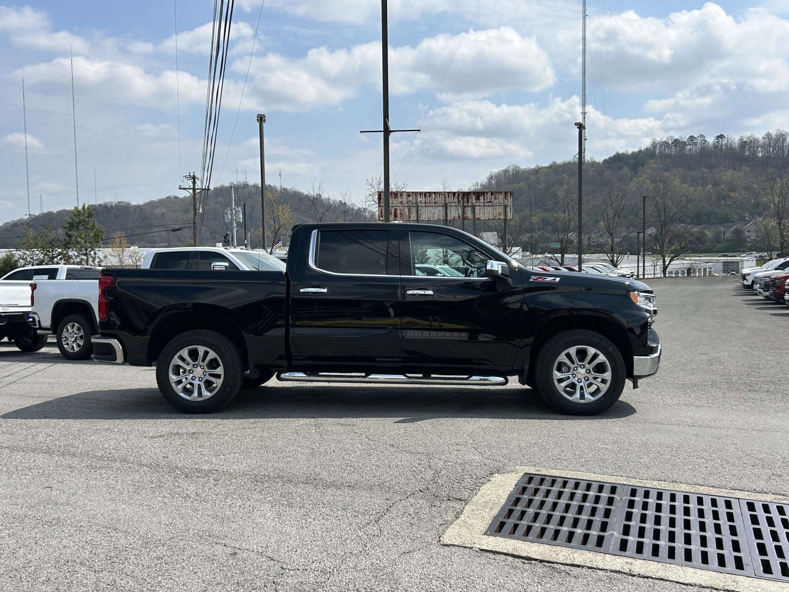 New 2026 Chevrolet Silverado 1500 LTZ w/ LTZ Premium Package image 2