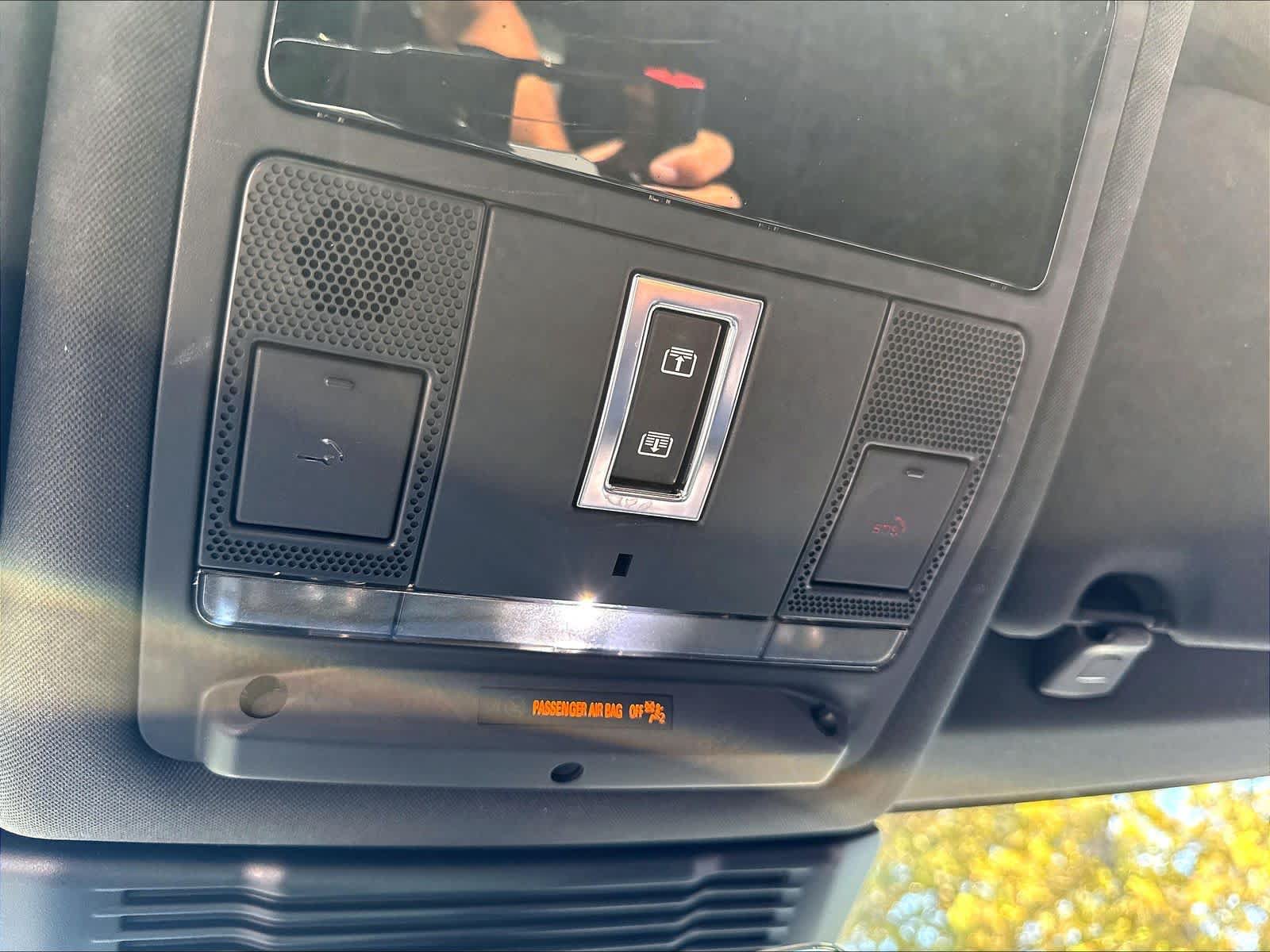 Used 2023 Land Rover Discovery Sport S R-Dynamic AWD/4WD image 39