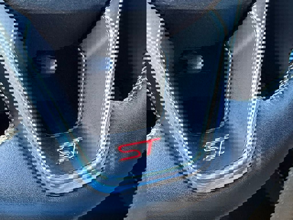 Certified 2022 Ford Edge ST image 44