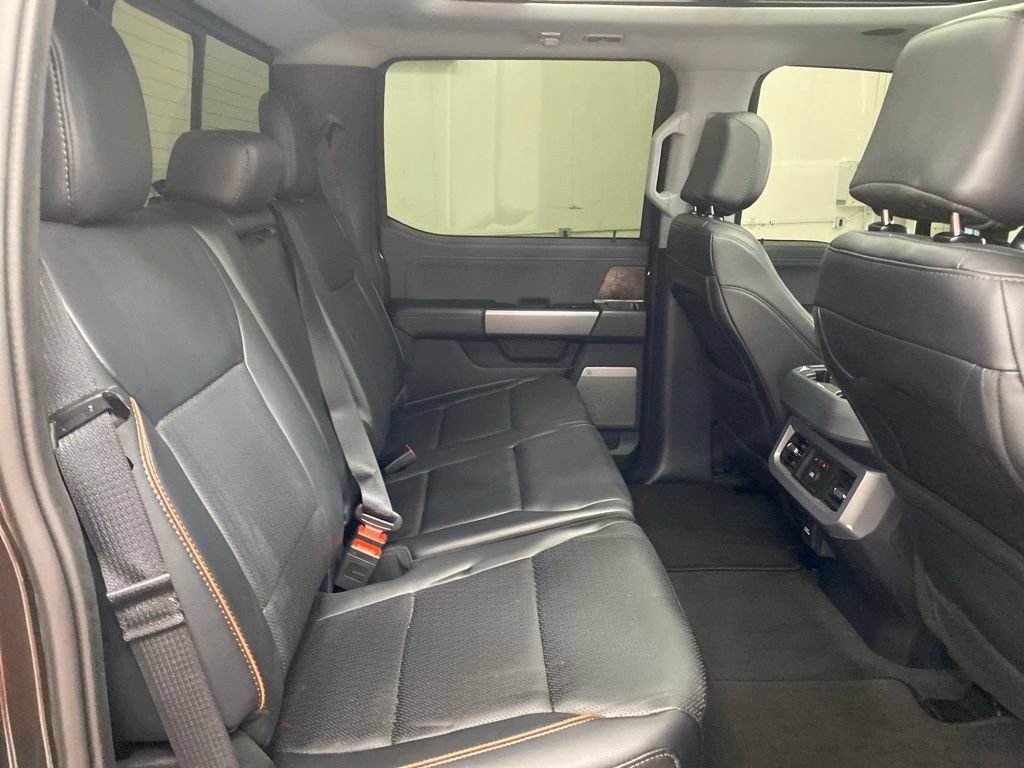 Used 2025 Ford F250 Lariat w/ Lariat Ultimate Package AWD/4WD image 31