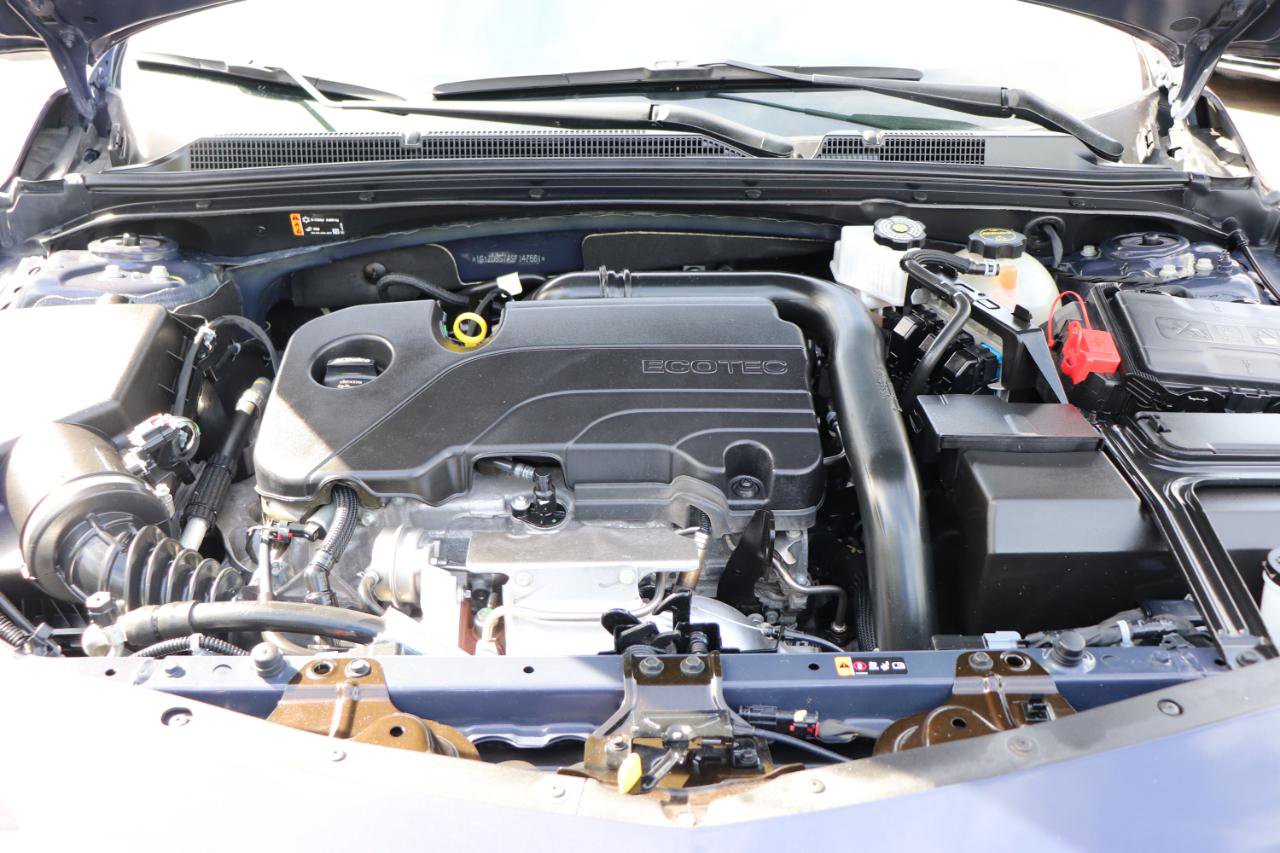 Used 2025 Chevrolet Malibu LT FWD image 44