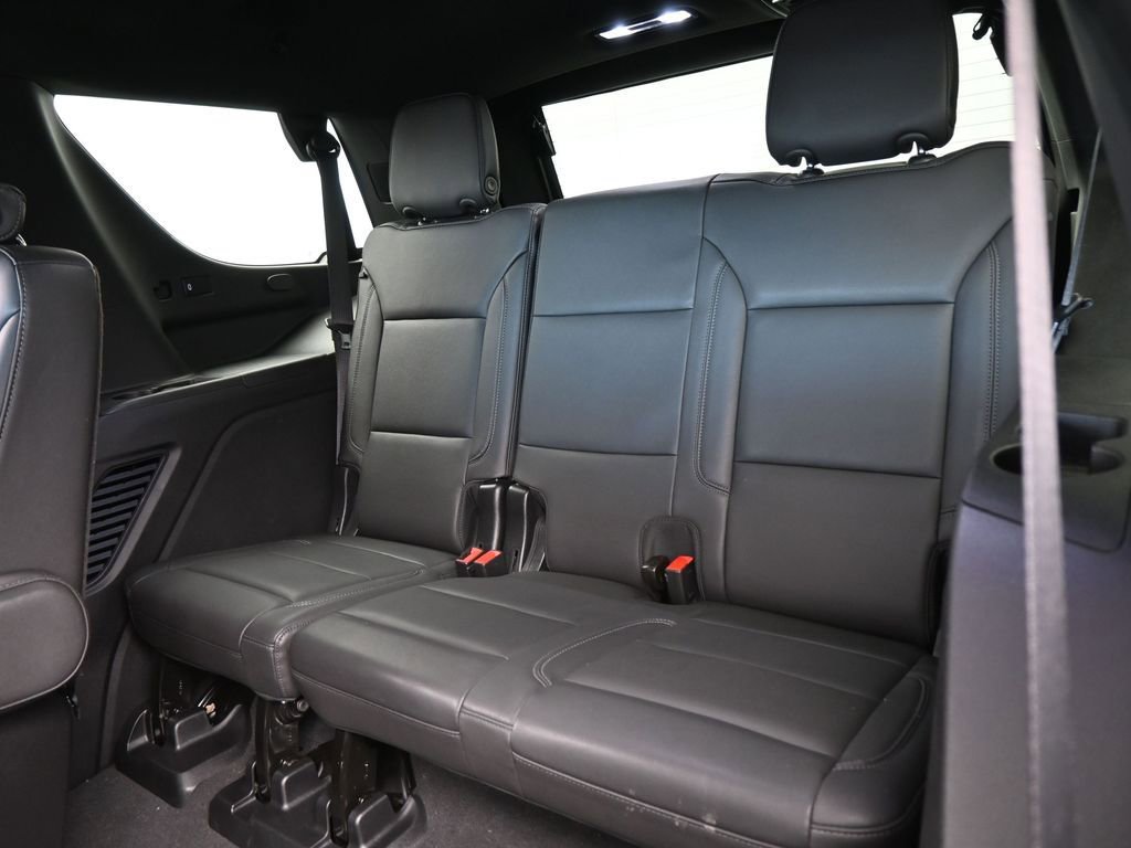 Used 2024 Chevrolet Tahoe LT image 31