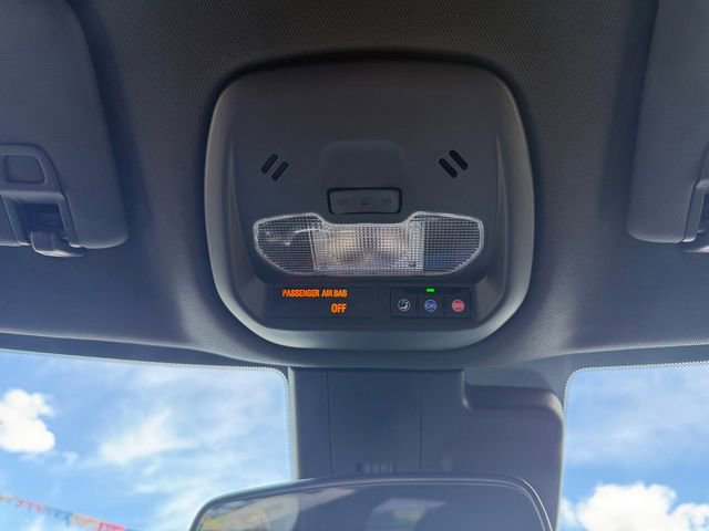 Certified 2024 Chevrolet Trax RS FWD image 16