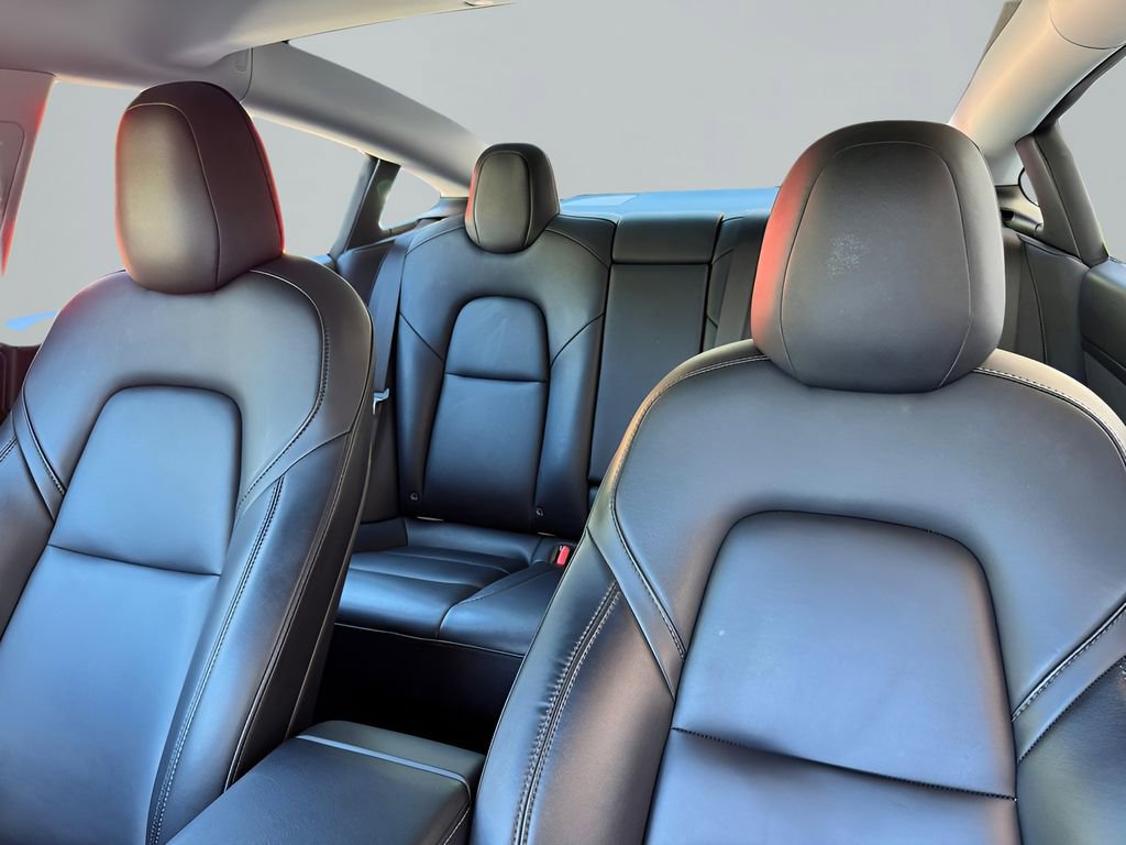 Used 2021 Tesla Model 3 Performance image 14