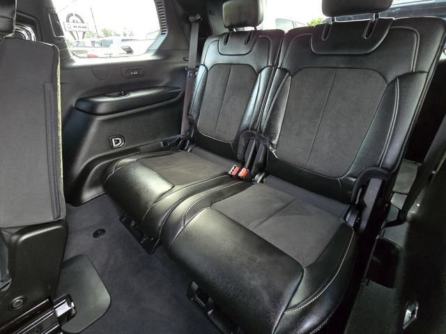 Used 2023 Jeep Grand Cherokee L Laredo AWD/4WD image 24