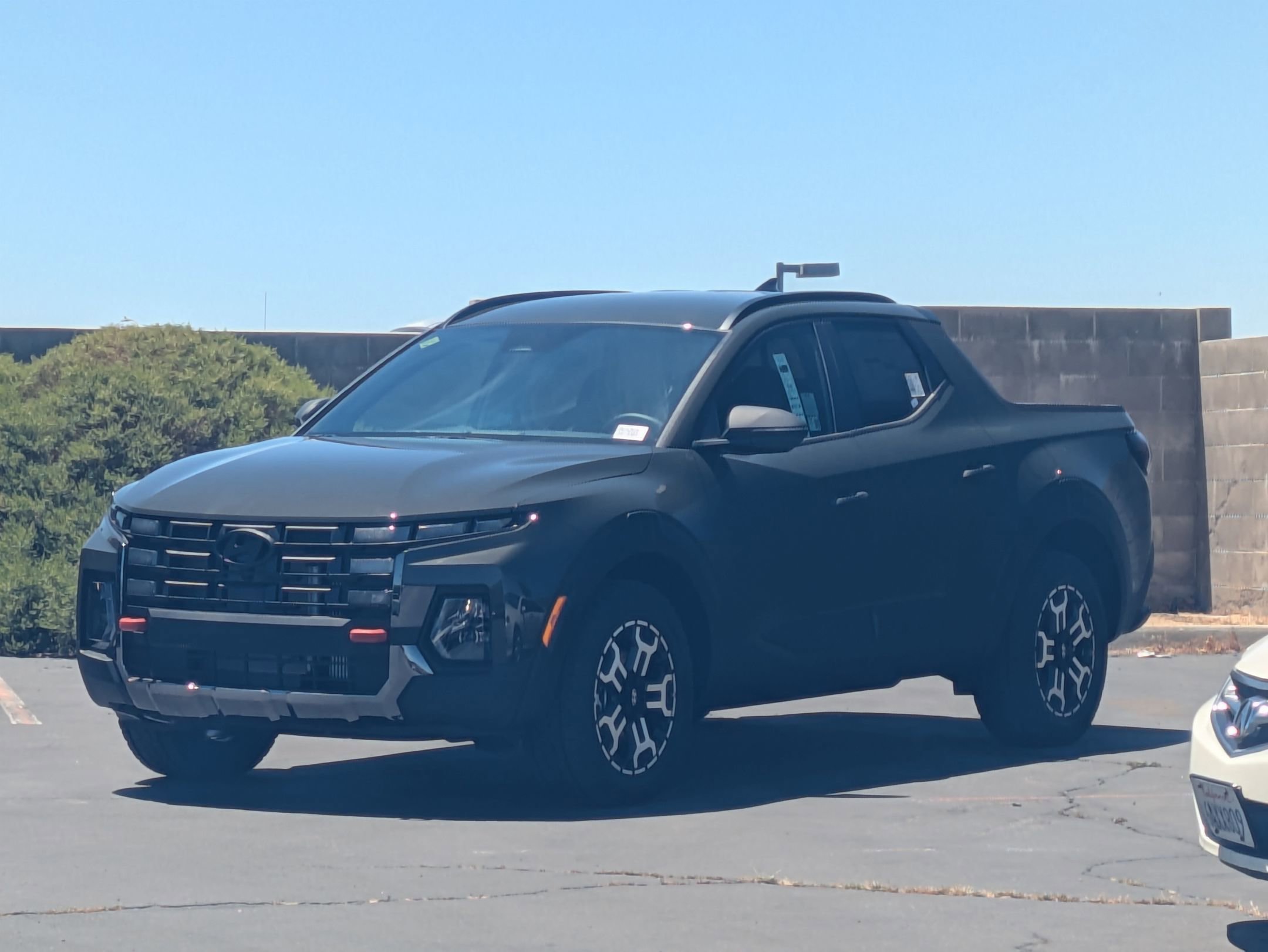 New 2025 Hyundai Santa Cruz XRT image 3