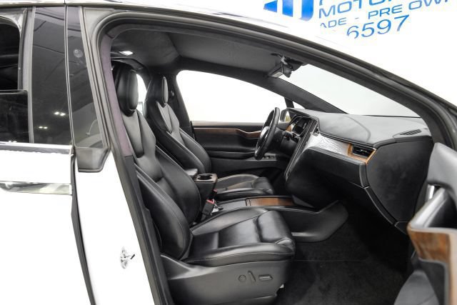 Used 2020 Tesla Model X Long Range AWD/4WD image 38